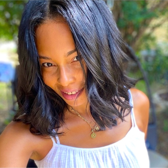 Meet your Posher, Kay - Picture 1 of 1